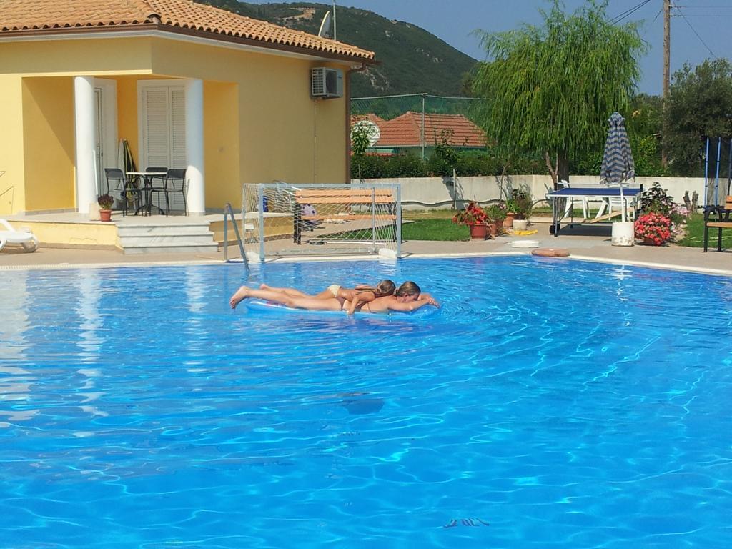 Iliaktida Studio-Villas Frínion Pokoj fotografie